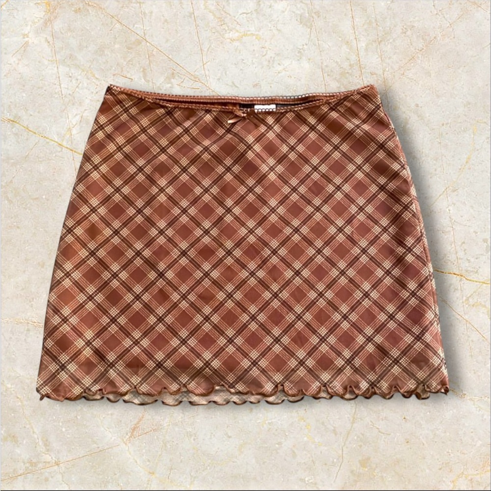 H&M Women’s Mesh Mini-Skirt